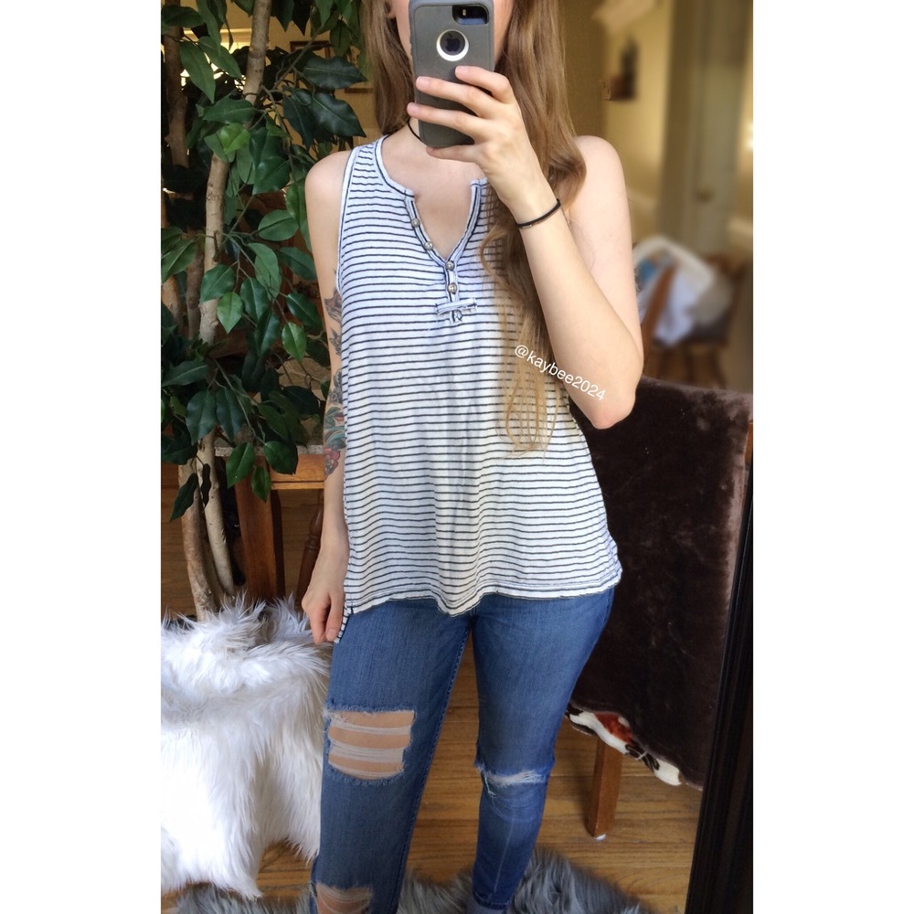 🌿 Beachy Striped Henley Essential Tank 🌿
